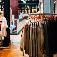ROPA  & MODA